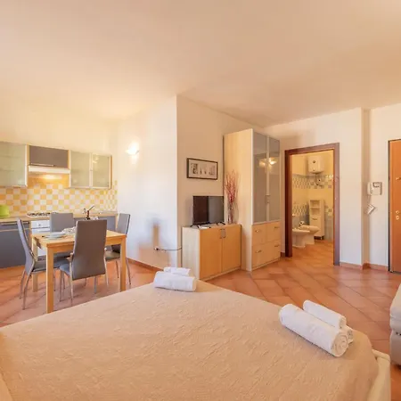Cristal Blu In Apartament *