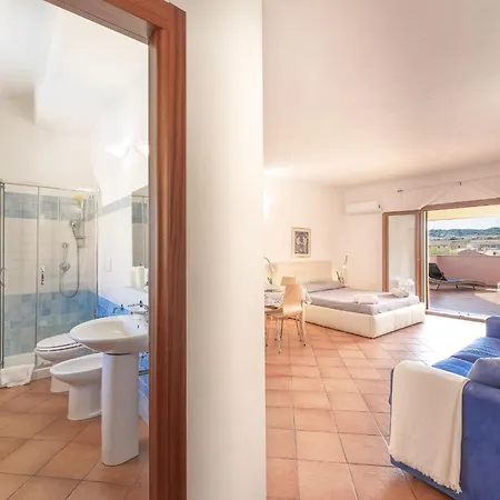 Cristal Blu In Apartment Santa Teresa Gallura