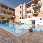 Cristal Blu In Santa Teresa Gallura