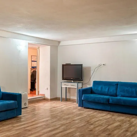 Cristal Blu In Apartment