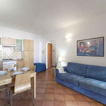 Cristal Blu In Apartment *