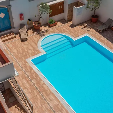 Cristal Blu In *